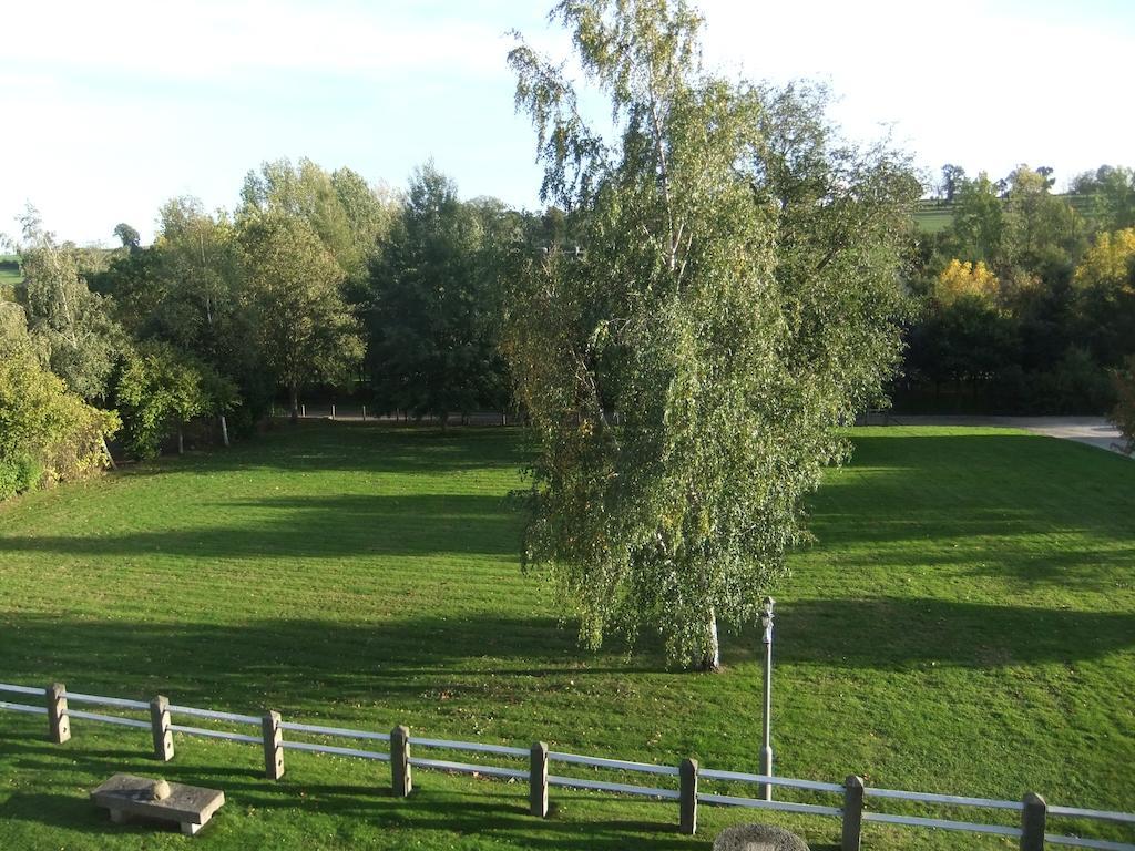 Gites De L'Aumondiere Condé-sur-Noireau Quarto foto