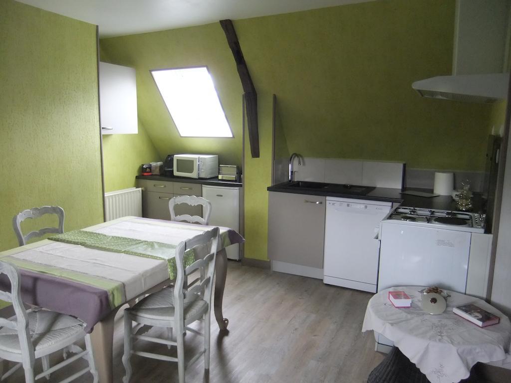 Gites De L'Aumondiere Condé-sur-Noireau Quarto foto